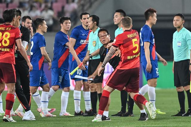 欧冠-劳塔罗制胜 国际米兰1-0布拉格斯巴达